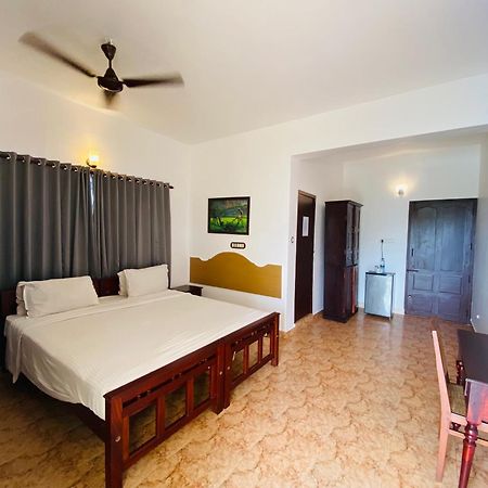 Karma Beach Resort Kovalam Exteriör bild