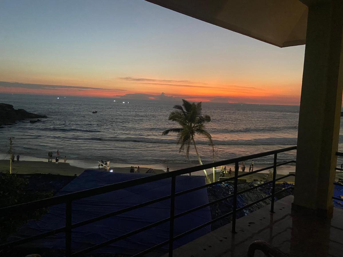 Karma Beach Resort Kovalam Exteriör bild